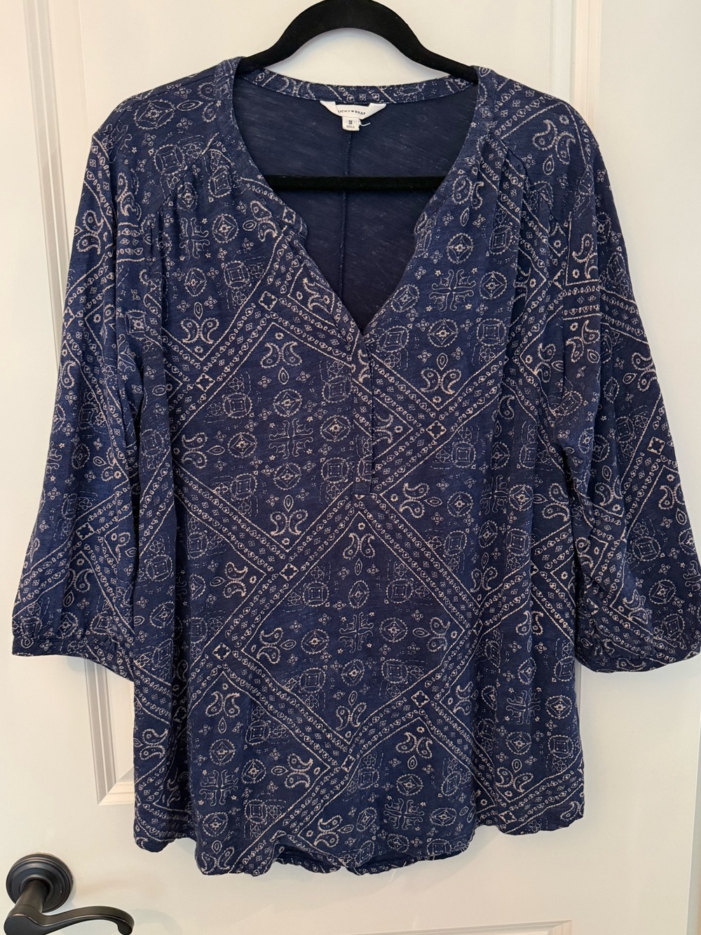 Lucky Brand Blue Bandana Print Boho Split V-Neck Tunic Blouse 3/4 Sleeve Sz 1x
